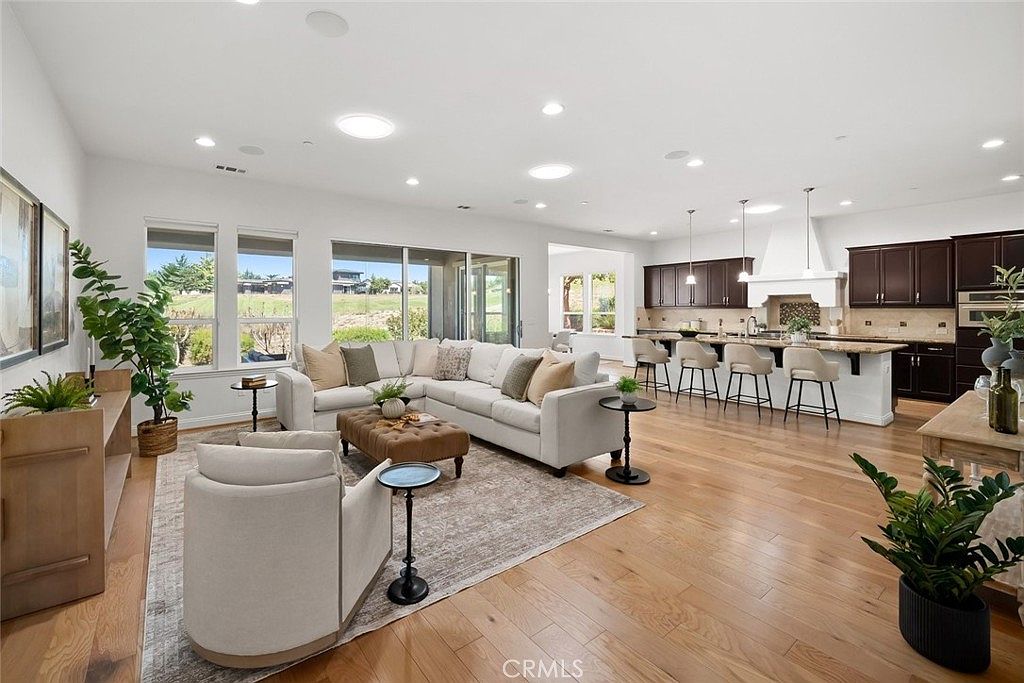 1788 Louise Ln