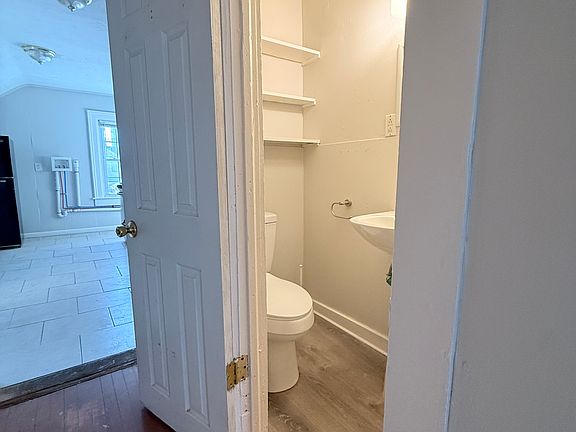 5th image of 31 Union St APT C