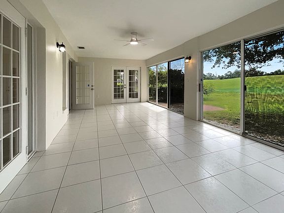 2nd image of 7514 Fairlinks Ct