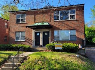 7422 Delmar Blvd #2F, Saint Louis, MO
