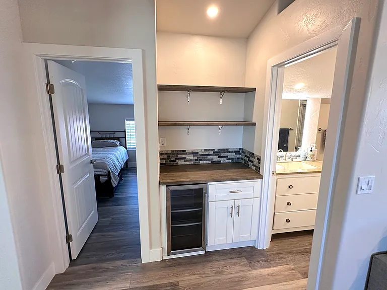 348 S Main St — Photo 52
