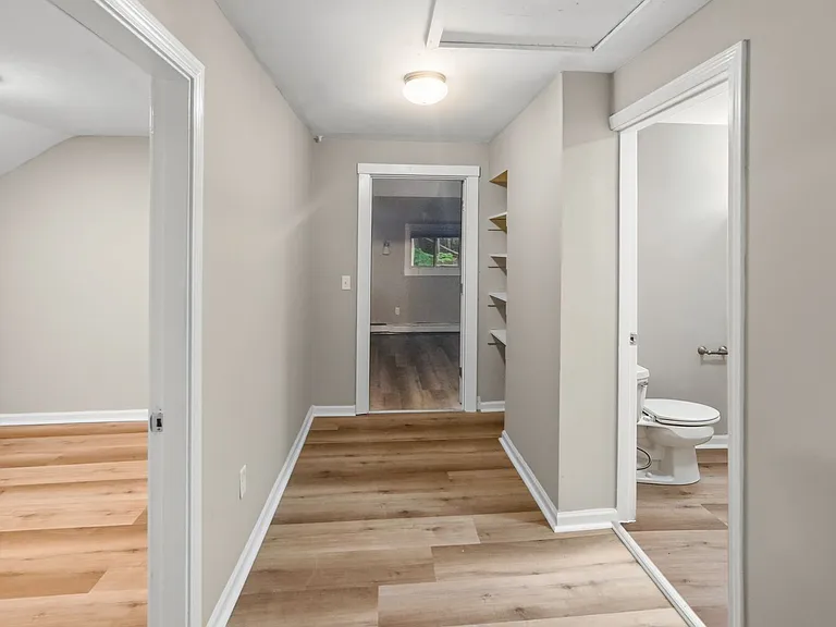 13 Oak St — Photo 6