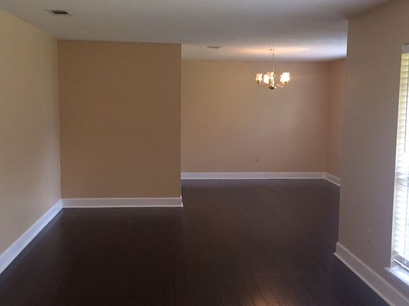 2nd image of 34 Lakewood Dr