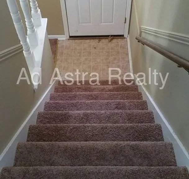 6136 Long Ave — Photo 7