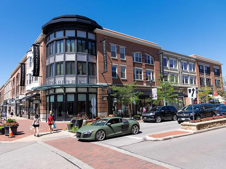 Crocker Park Living — Photo 54