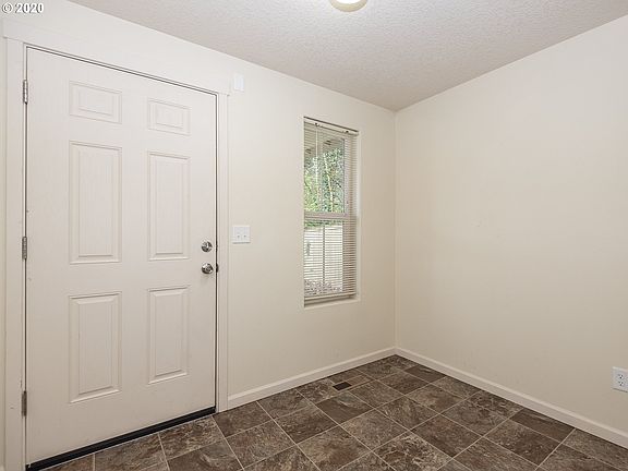 5th image of 13501 NE 50th Way