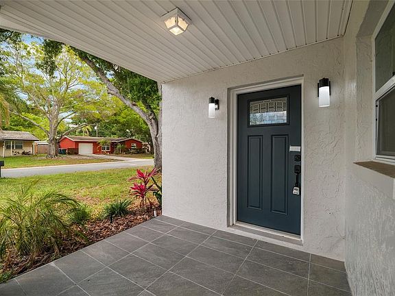 5th image of 2952 Webley Dr