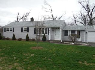 109 Loretta St, Springfield, MA 01118