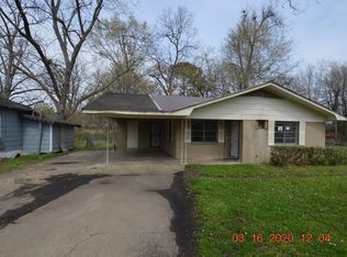 102 Greer St, Itta Bena, MS 38941