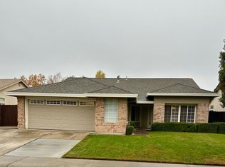 8330 Foynes Way, Sacramento, CA 95828