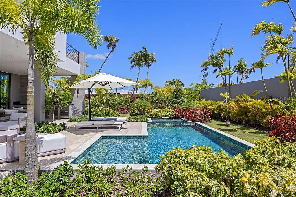 5 bed, 7.0 bath, 4380 sqft, $45,000 — Photo 3