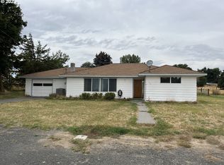 112 SW 2nd St, Grass Valley, OR 97029