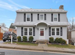 23 Fairview Ave, Front Royal, VA 22630