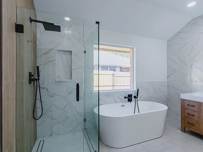 8805 Barton Creek Dr — Photo 1