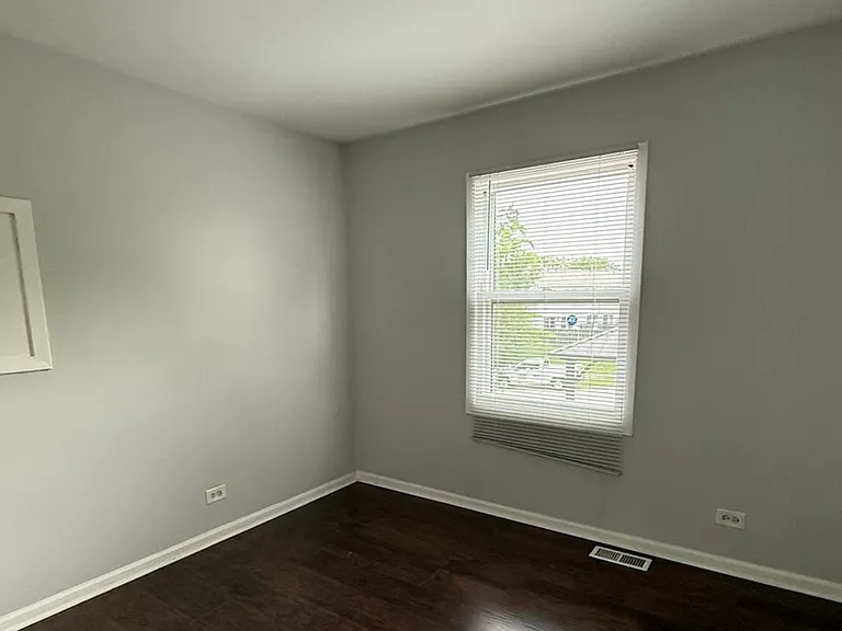2116 Briar Hill Dr — Photo 8