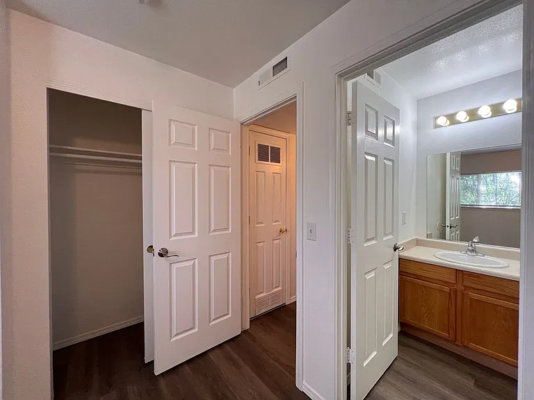 Bramwell - 430 Willow Way — Photo 16