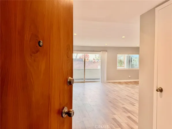 400 S Los Robles Ave Unit 304, Pasadena, CA 91101