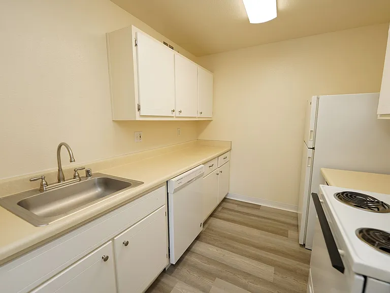 Walnut Grove Senior Apartments — Photo 14