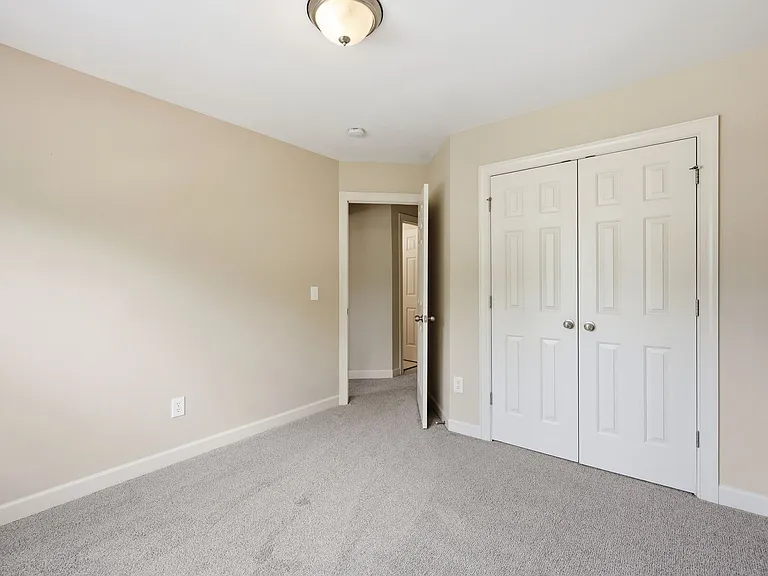 720 Pyracantha Dr — Photo 30
