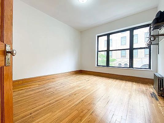 1st image of 174 W 89th St APT 2A