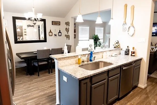 249 Crestview Dr — Photo 9