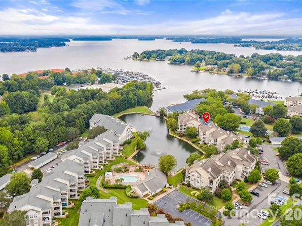 18736 Nautical Dr, Cornelius, NC 28031