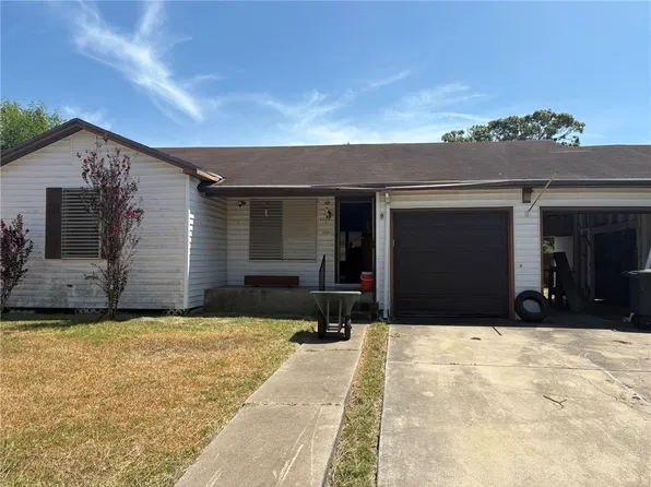 1009 Vaky St, Corpus Christi, TX 78404