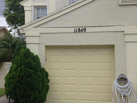 1 car garage hurricane rated