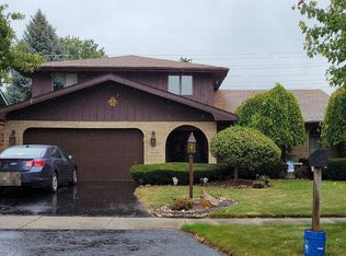 18315 Clyde Ave, Lansing, IL 60438