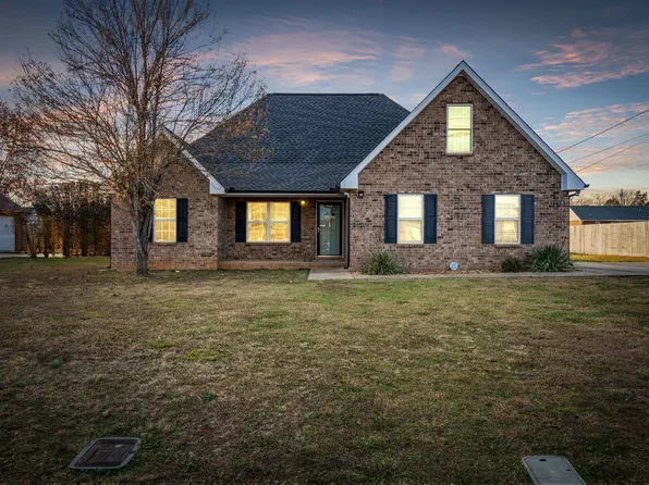 1031 Auldridge Dr, Christiana, TN 37037