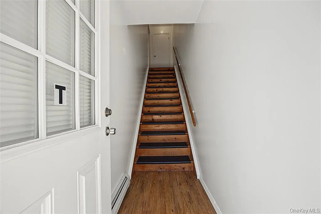 2 bed, 800 sqft, $2,250 — Photo 3