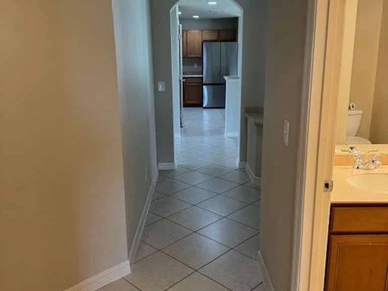 1017 NW 24th Ave — Photo 20