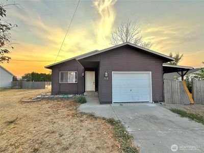 713 Locust Street, Omak, WA, 98841