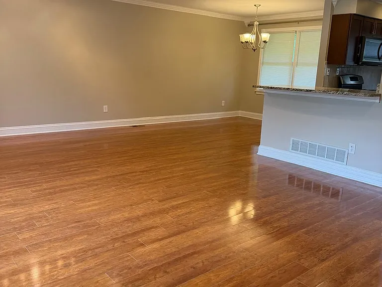 6862 Windwood Dr — Photo 3