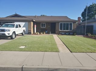 2331 Hicks Dr, Selma, CA 93662