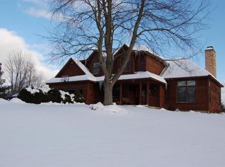 6195 Woodmark Dr NE, Rockford, MI 49341