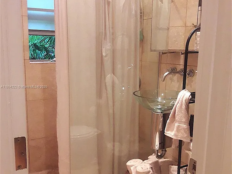 744 Lenox Ave #3 — Photo 8
