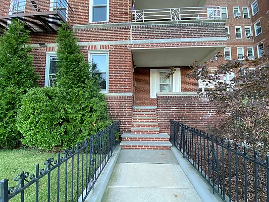 Rented by S&S Ocean Bay Properties | media 28