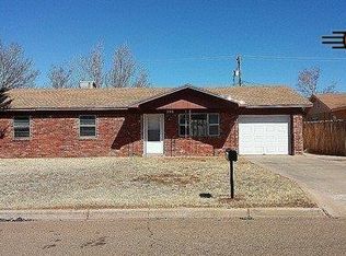 208 Tucker Ave, Clovis, NM 88101