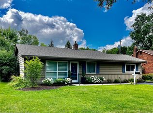 500 Parkview Dr, Plymouth, MI 48170