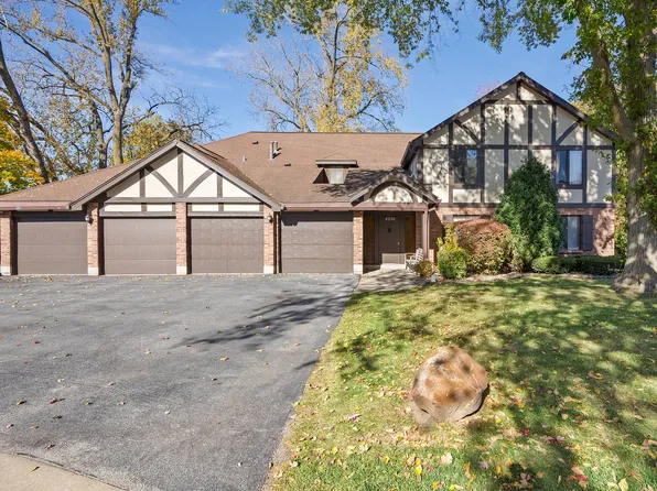 8239 Mulberry Ct Unit B, Palos Hills, IL 60465