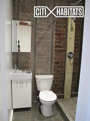 Rented by Citi Habitats | media 37