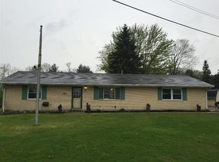 3283 Shakertown Rd, Dayton, OH 45434