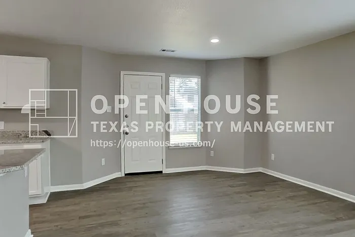 6423 Lily Hollow Ct — Photo 6