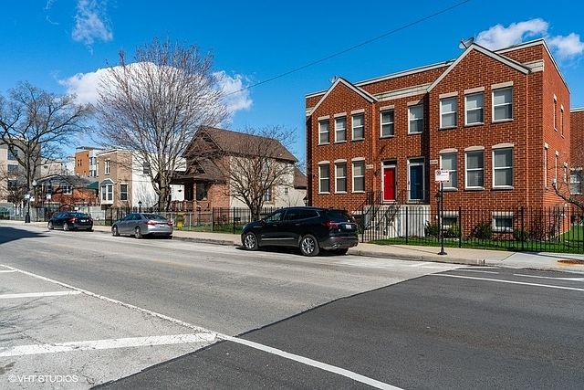 1st image of 2238 W Jackson Blvd