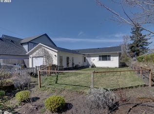 1848 G St, Springfield, OR 97477