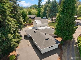 1926 14th St SW, Puyallup, WA 98371