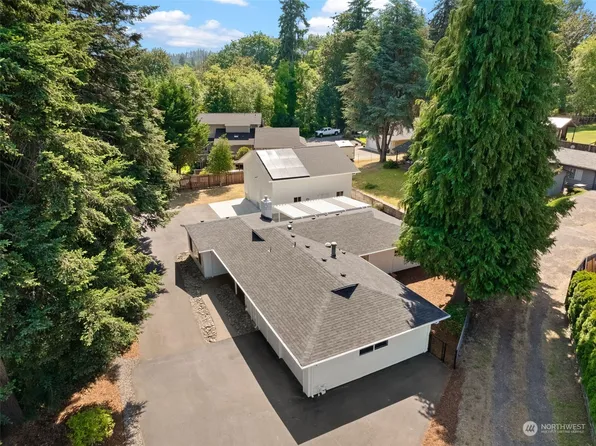 1926 14th Street SW, Puyallup, WA 98371