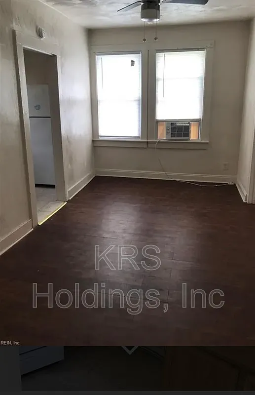 1 bed, 1.0 bath, $795 — Photo 2