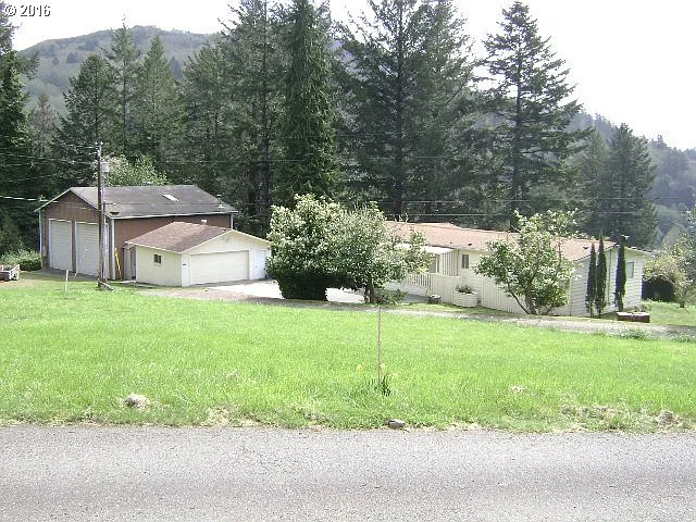 16867 Thompson Rd photo 1